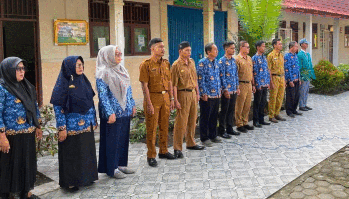 Guru, Lentera Ilmu di SMAN 2 Natar: Kepala Sekolah Paizin Priyatna Ucapkan Selamat Hari Guru Nasional 2025