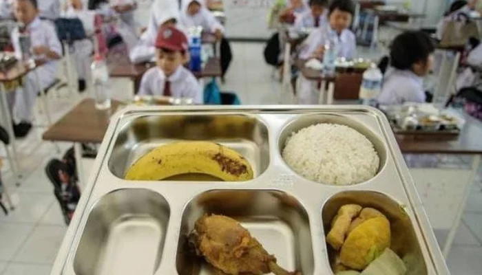 NYALA HARAP MBG LAMPUNG: ANTARA KEBERHASILAN SETENGAH JALAN DAN TANTANGAN YANG MEMBAWA KEGEMPARAN DI AKHIR TAHUN 2025