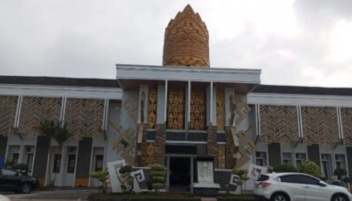 Honor TAPD Lampura Rp 945,6 Juta: Anggaran Publik atau Pesta Birokrasi