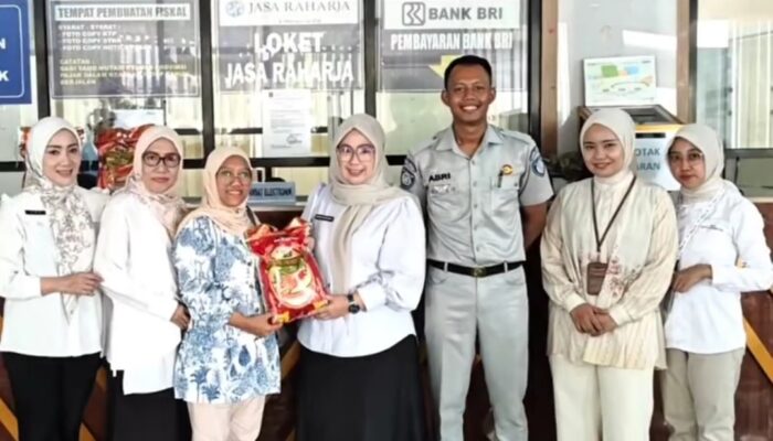 Samsat Pesawaran Gelar Apresiasi Wajib Pajak, Warga Beruntung Dapat Sembako