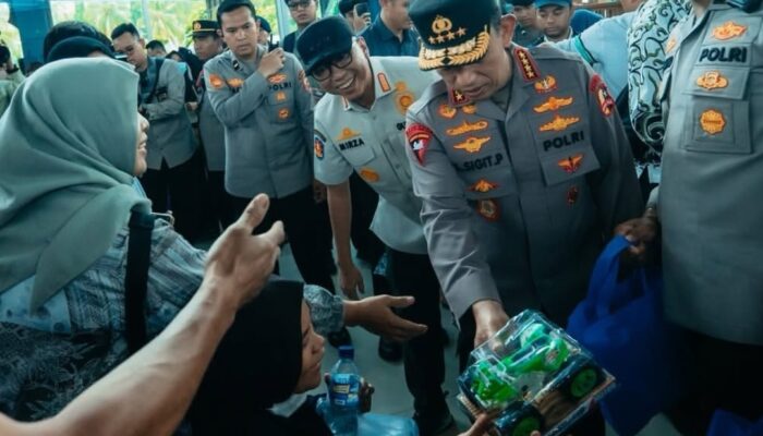 Kapolri dan Menhub Tinjau Arus Balik Lebaran 2026 di Pelabuhan Bakauheni